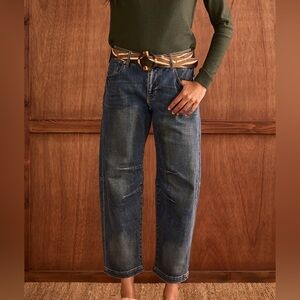 Cabi Barrel Leg Jeans.  Sz 8